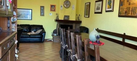 Casa de 5 divisões em Assisi, Italy N.º 23840 42