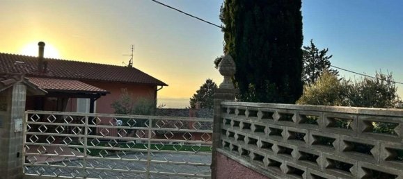 Casa de 5 divisões em Assisi, Italy N.º 23840 20