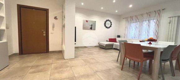 Apartamento de 3 divisões em Ciampino, Italy N.º 234260 3