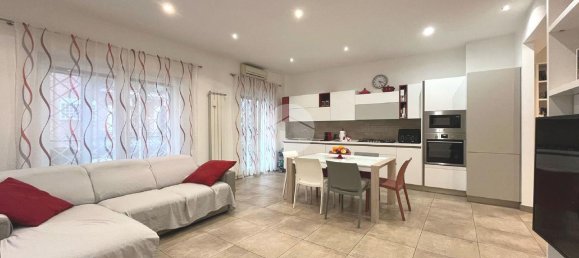 Apartamento de 3 divisões em Ciampino, Italy N.º 234260 5