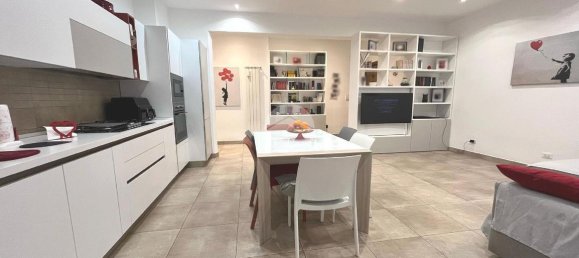 Apartamento de 3 divisões em Ciampino, Italy N.º 234260 8