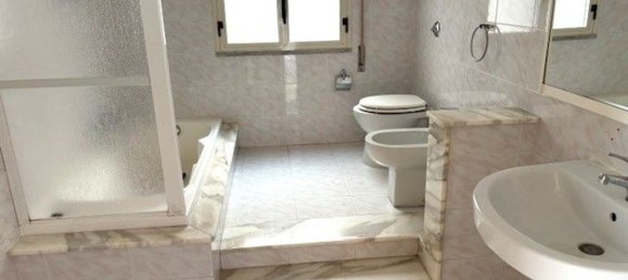 5 rooms Apartment in Santa Flavia, Italy No. 45523 16