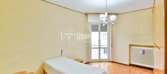 Apartamento de 3 habitaciónes en Erba, Italy No. 26339 8