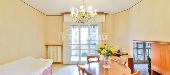 Apartamento de 3 habitaciónes en Erba, Italy No. 26339 3