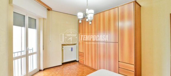 Apartamento de 3 habitaciónes en Erba, Italy No. 26339 9