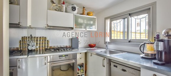 2 Schlafzimmer Haus in Le Vesinet, France, Nr. 132140 3