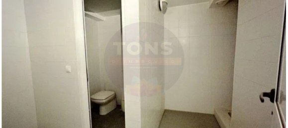 266m² Commercial property in Odivelas, Portugal No. 232175 6