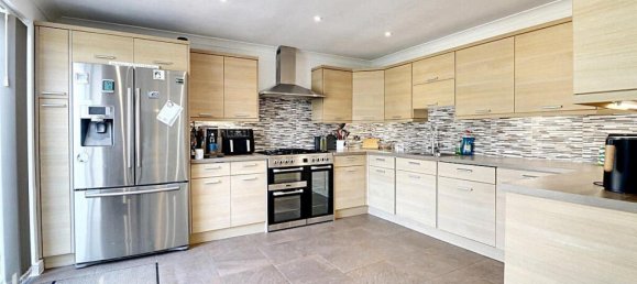 Bungalow T4 em Tatsfield, United Kingdom N.º 4729 6