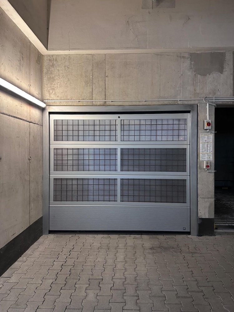 Парковка в Ludwigsburg, Германия № 340821