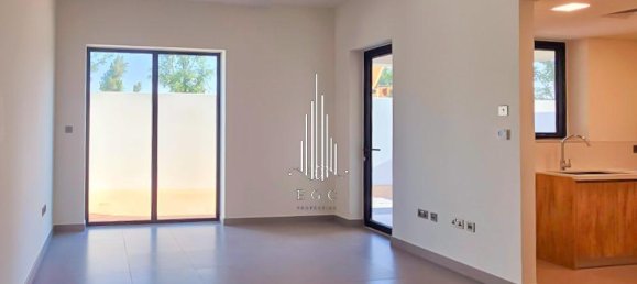 3 bedrooms Townhouse in Yas Island, UAE No. 40015 7