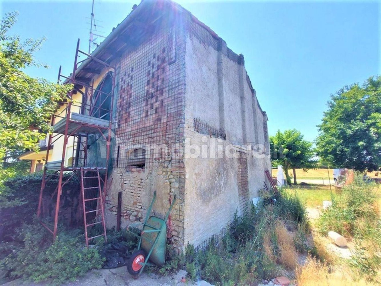 4 bedrooms House in Castel San Pietro Terme, Italy No. 326866