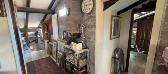 4 bedrooms Apartment in Bologna, Italy No. 119156 11