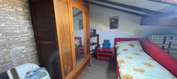 4 bedrooms Apartment in Bologna, Italy No. 119156 14