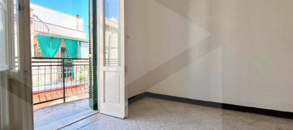 Casa de 2 habitaciónes en Triggiano, Italy No. 17821 2