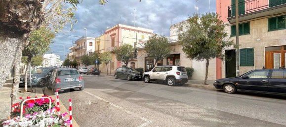 Casa de 2 habitaciónes en Triggiano, Italy No. 17821 30