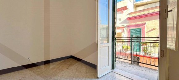 Casa de 2 habitaciónes en Triggiano, Italy No. 17821 11