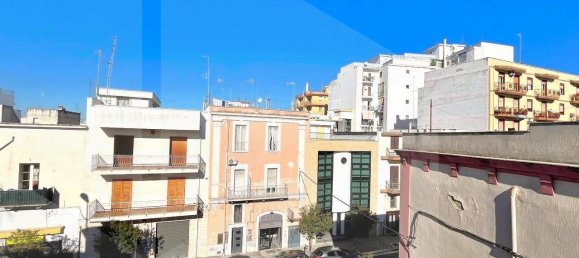 Casa de 2 habitaciónes en Triggiano, Italy No. 17821 29