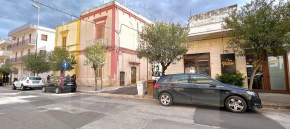 Casa de 2 habitaciónes en Triggiano, Italy No. 17821 26