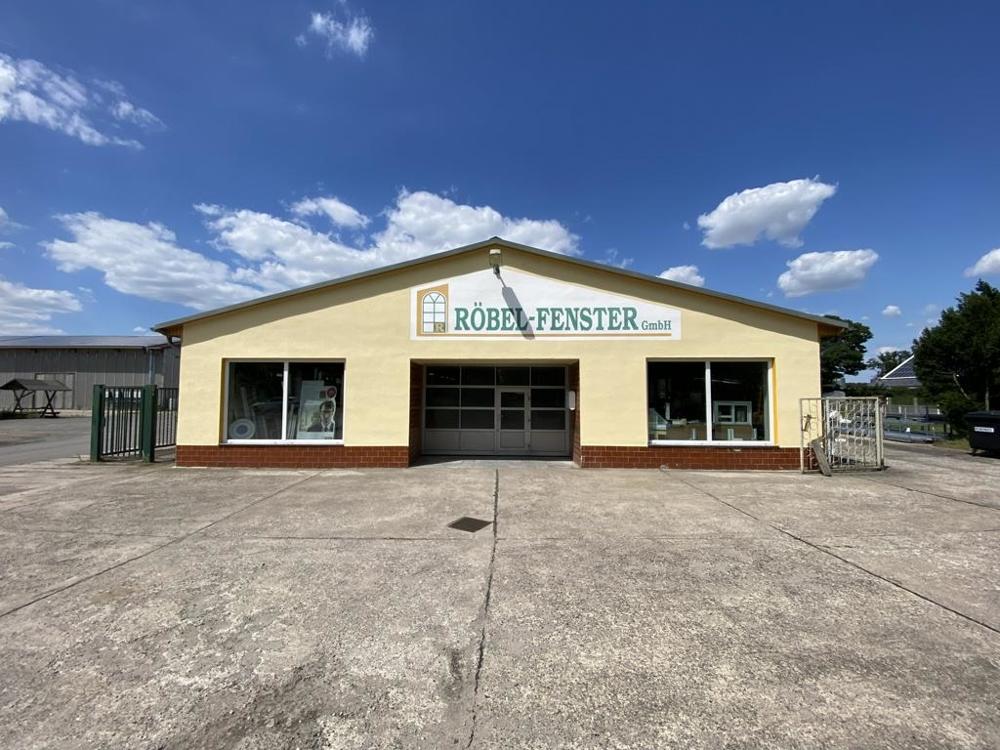  عقار تجاري في Mecklenburgische Seenplatte, Germany 620متر مربع رقم 155372