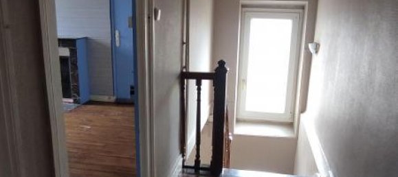 2 Schlafzimmer Haus in Courtempierre, France, Nr. 82944 5