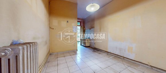 5 rooms Apartment in Turin, Italy No. 29920 46