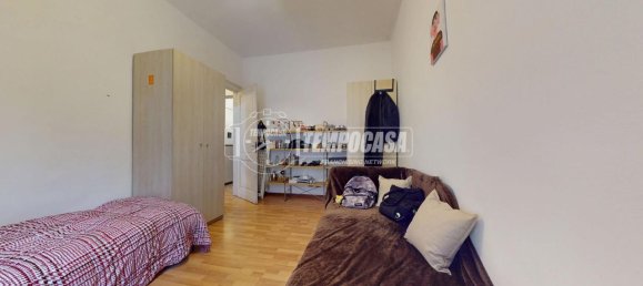 5 rooms Apartment in Turin, Italy No. 29920 32