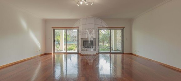 3 Schlafzimmer Villa in Cascais, Portugal, Nr. 38581 2