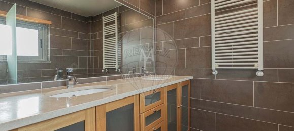 3 Schlafzimmer Villa in Cascais, Portugal, Nr. 38581 20