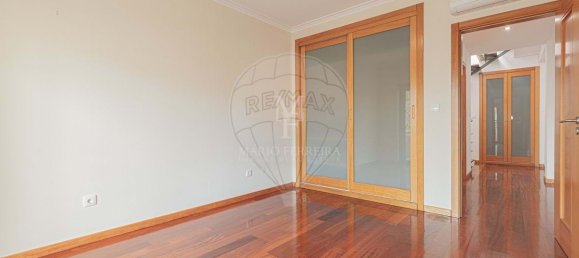 3 Schlafzimmer Villa in Cascais, Portugal, Nr. 38581 16