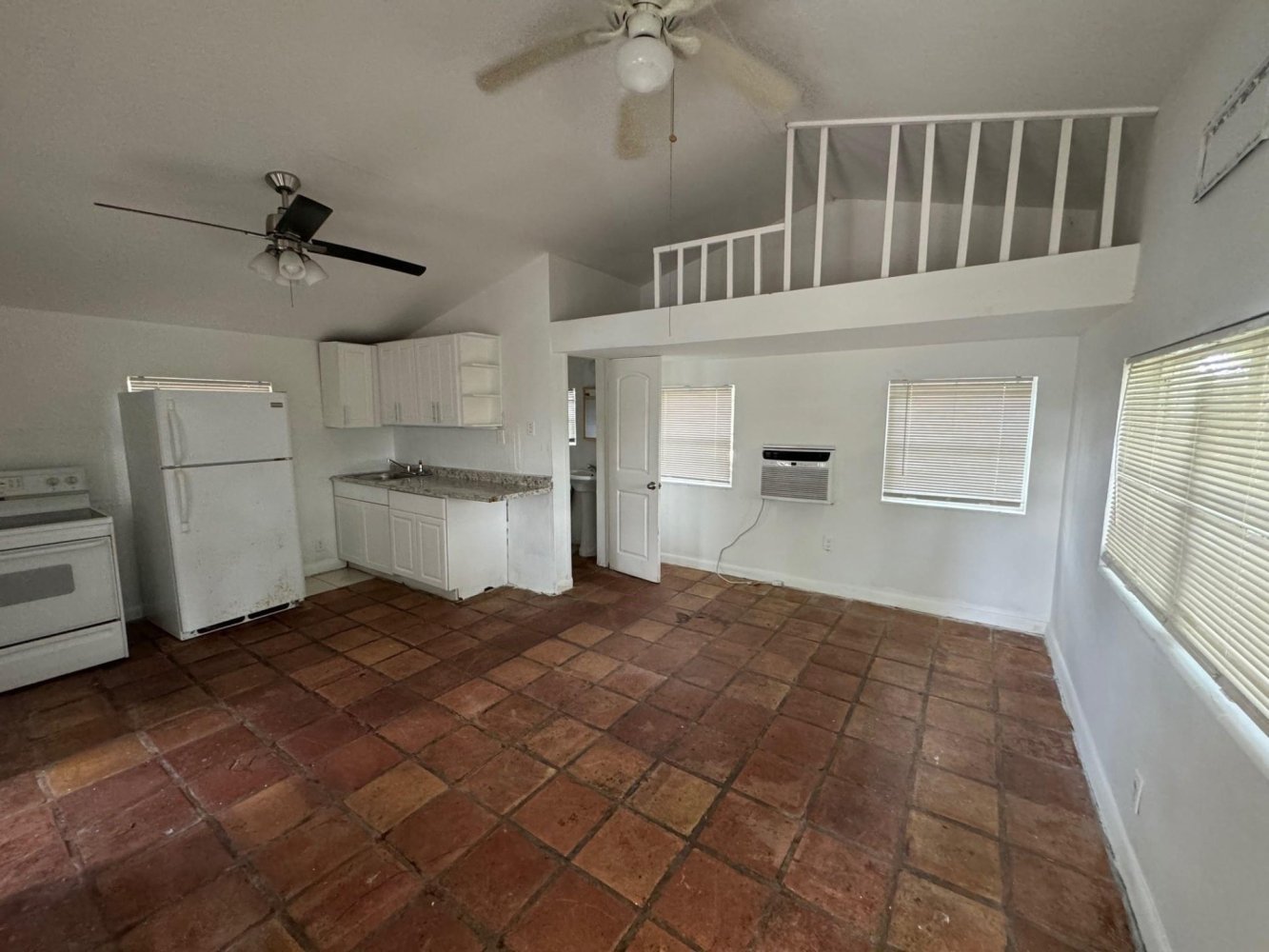 1 bedroom Villa for rent in Miami, Miami-Dade, Florida, USA № 614074