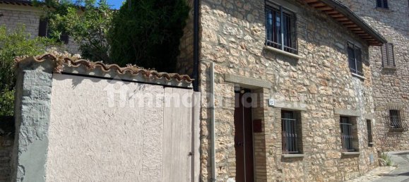 2 bedrooms House in Gualdo Tadino, Italy No. 304519 23