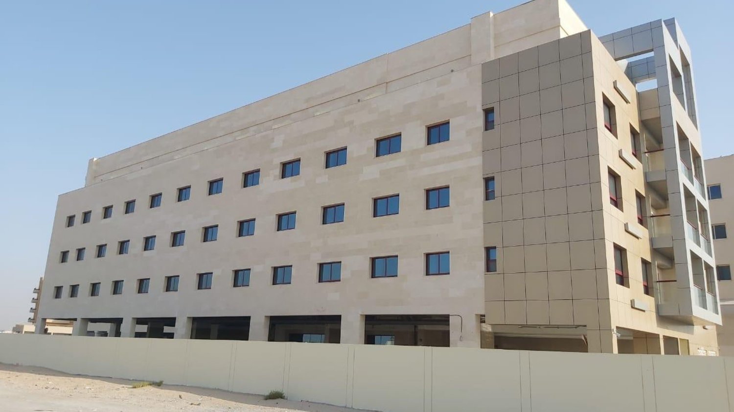 Apartamento en Dugasta Warsan, International City, UAE 60.92 m² No. 63805