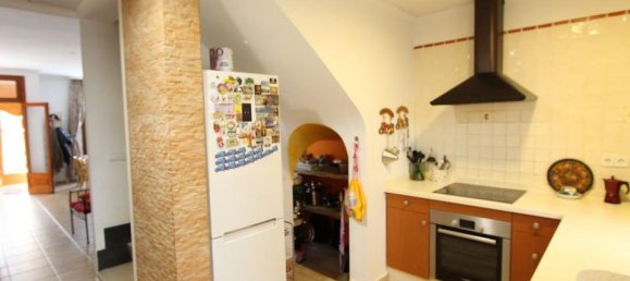 4 bedrooms Villa in Calpe, Spain No. 188287 3