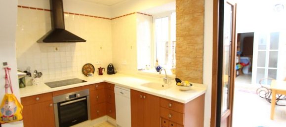 4 bedrooms Villa in Calpe, Spain No. 188287 4