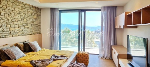 Villa 5+4 in Bodrum, Turkey No. 28705 12