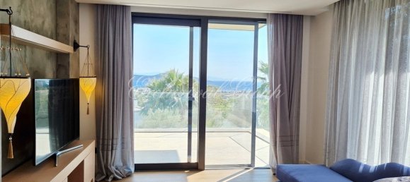 Villa 5+4 in Bodrum, Turkey No. 28705 11