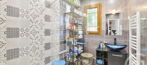 3 bedrooms House in Saint-Mard, France No. 296029 4