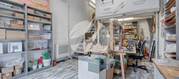 1غرفة عقار تجاري في Bologna, Italy رقم 320446 3