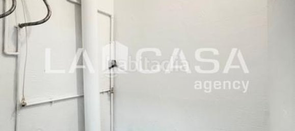 44m² Commercial property in Badalona, Spain No. 33959 23