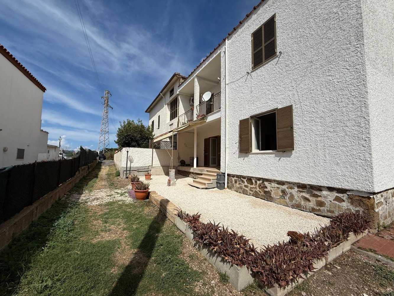 Apartamento de 3 dormitorios en Santa Marinella, Italy No. 325113