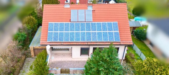 3 bedrooms House in Salzlandkreis, Germany No. 226972 2