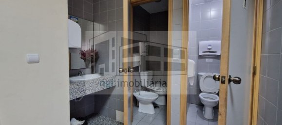 Lagerhaus in Loures, Portugal 1610m², Nr. 96695 16