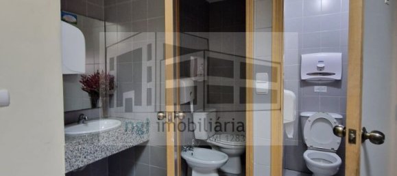 Lagerhaus in Loures, Portugal 1610m², Nr. 96695 14