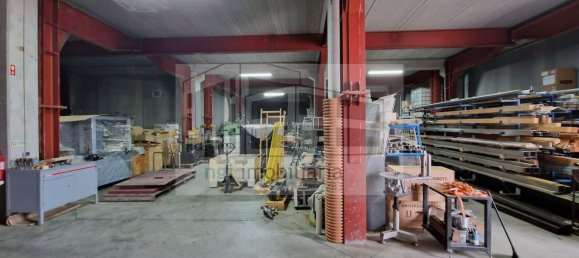 Lagerhaus in Loures, Portugal 1610m², Nr. 96695 6