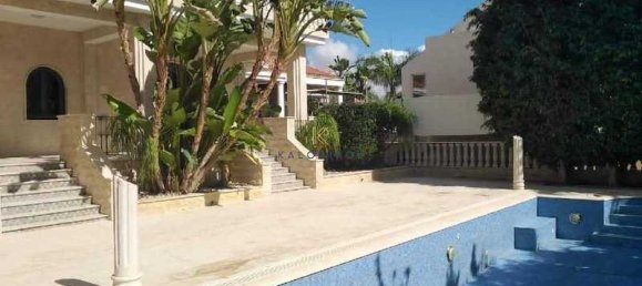 5 bedrooms House in Oroklini, Cyprus No. 10886 6