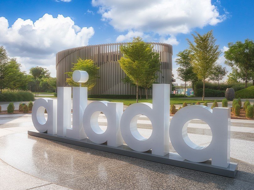 208m² Office in Aljada, UAE No. 10300