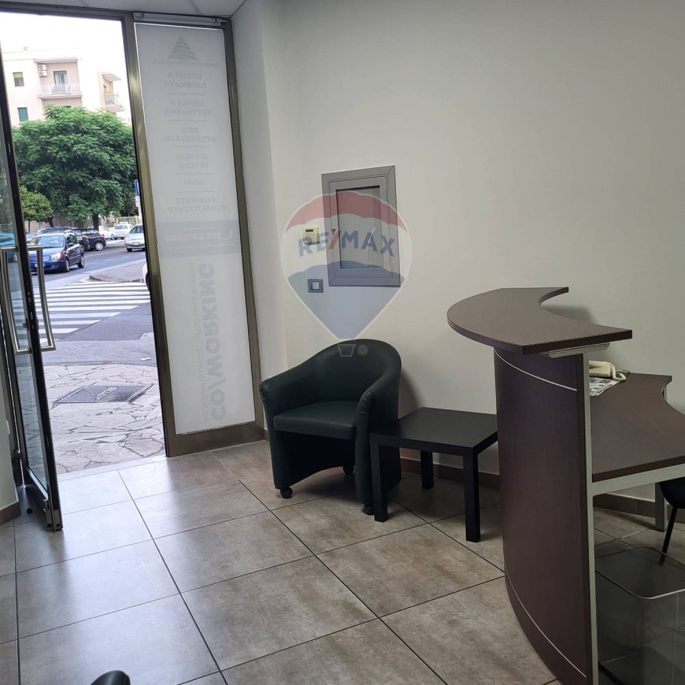 Imóvel comercial em Catania, Italy 53 m² N.º 259673