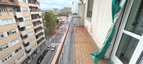 3 rooms Apartment in Turin, Italy No. 4768 30