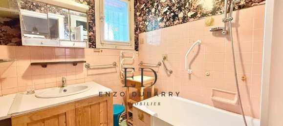 5 bedrooms House in Saint-Jean-de-Luz, France No. 299030 12