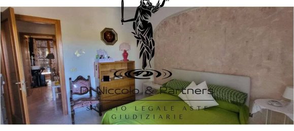5 rooms Apartment in Trani, Italy No. 271005 12